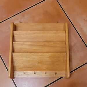 Vintage Natural Wood Letter Key Holder Wall Mount